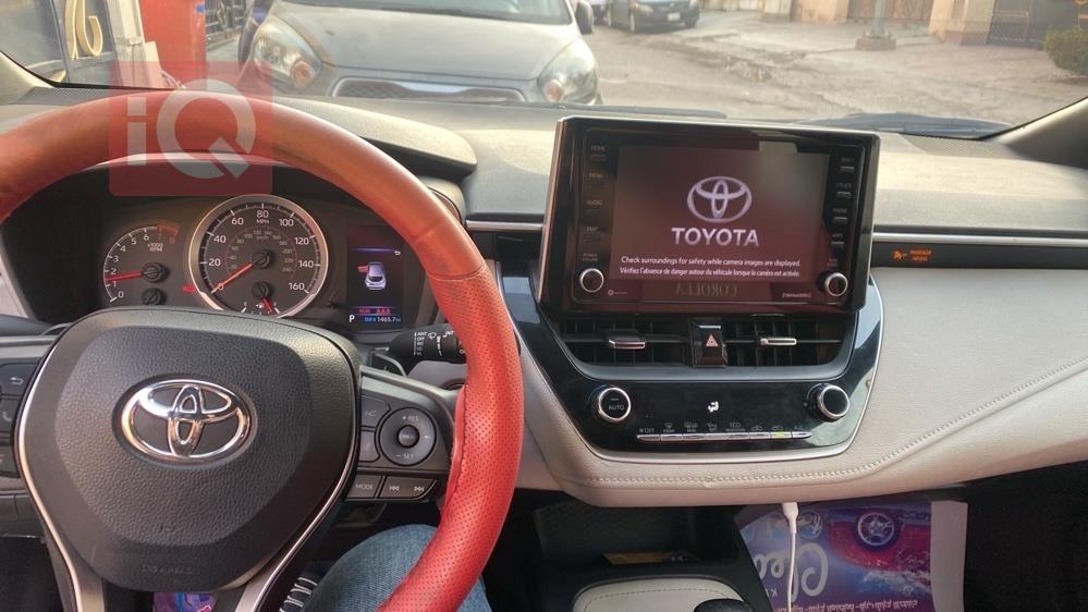 تۆیۆتا کرۆلا هاچباک